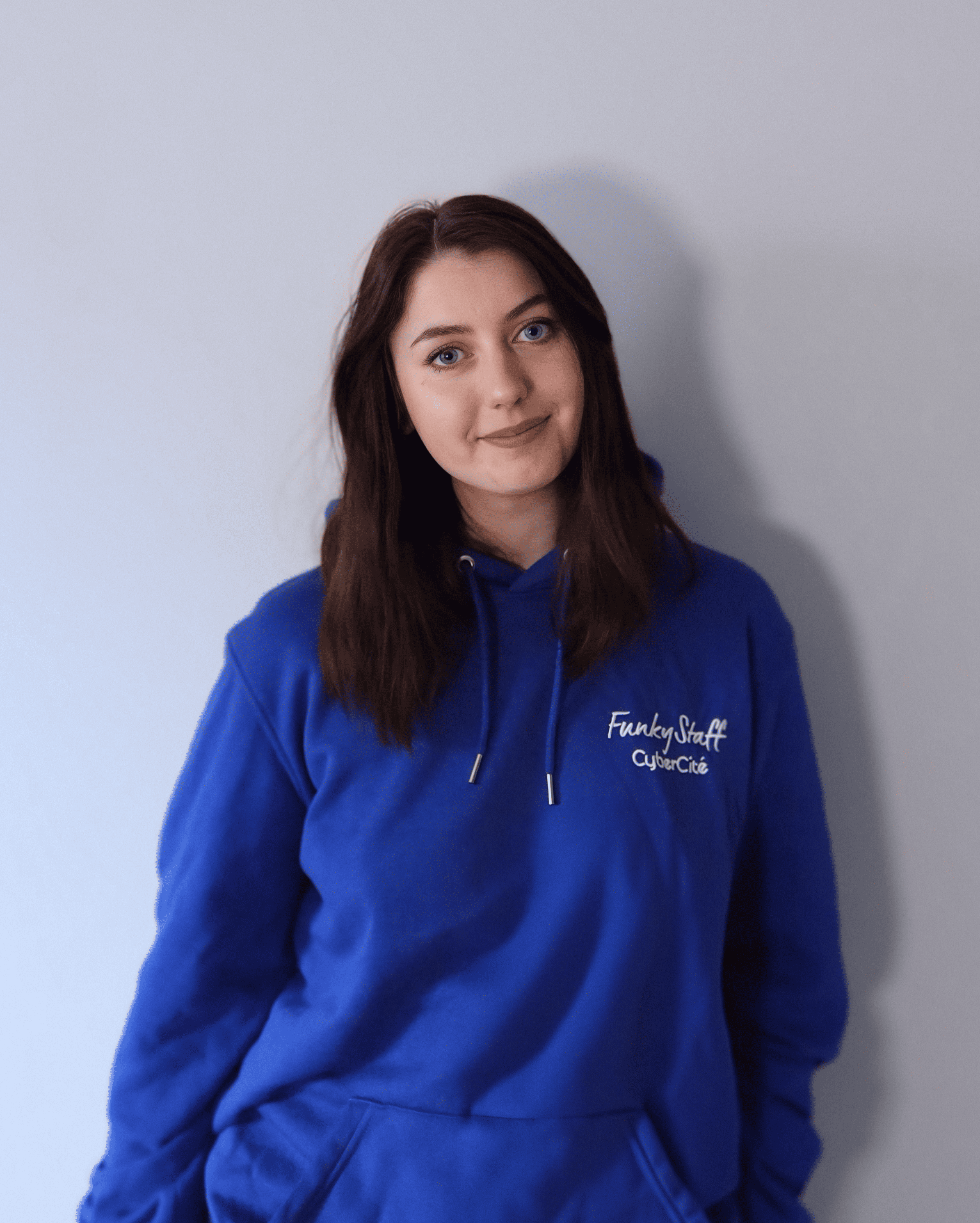 Léa PÉTRALIE